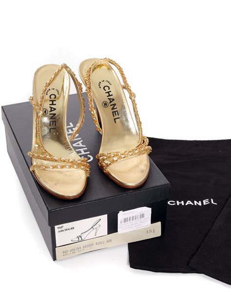 comment taille chaussures chanel|chanel shoes official.